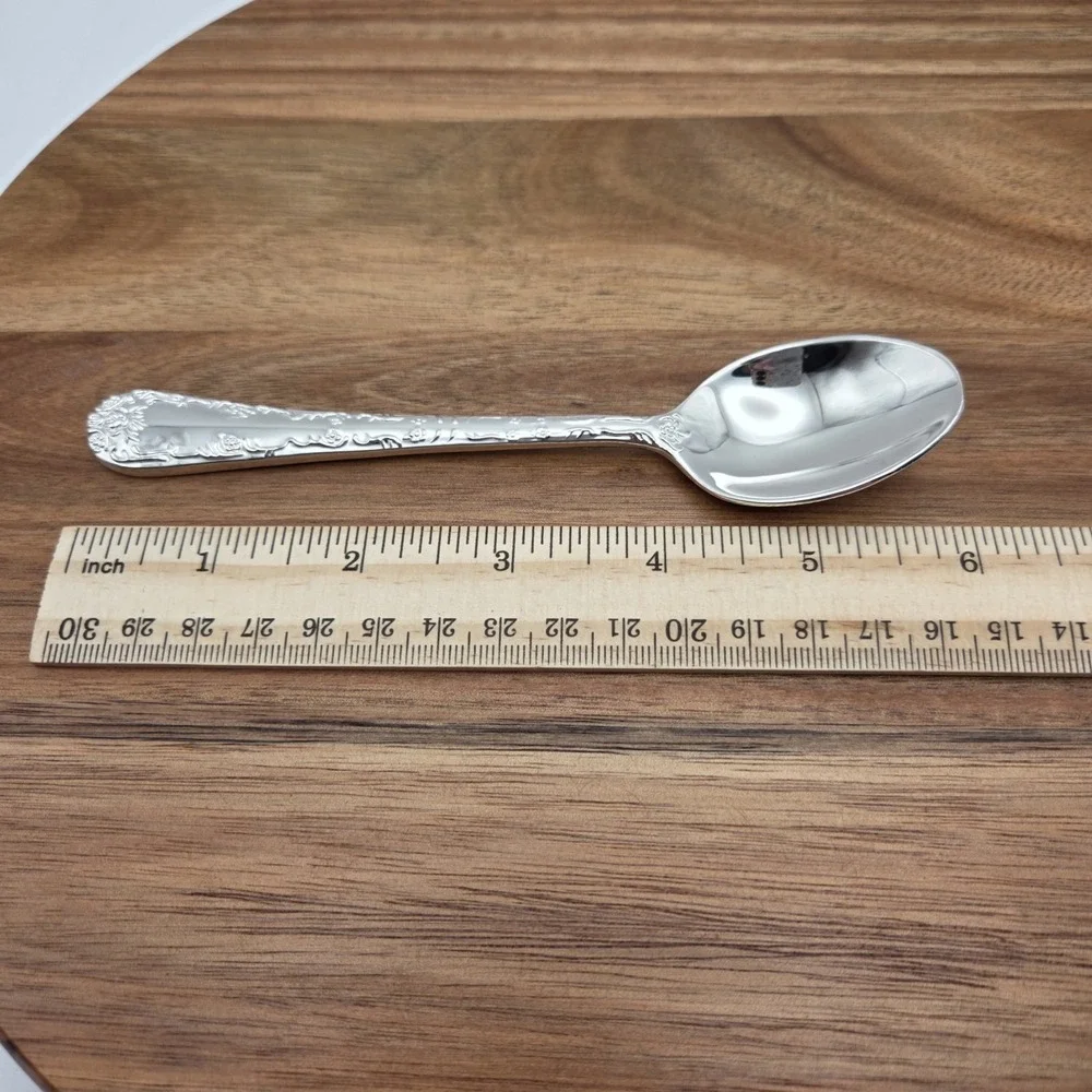 WM. Rogers & Son Enchanted Rose Silverplate Flatware Teaspoons‎ Set Of 8